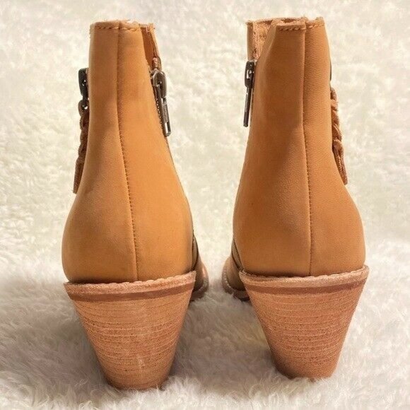 Corso Como Women's Tameka Peep Toe Bootie Size 5 1/2 - Picture 8 of 12